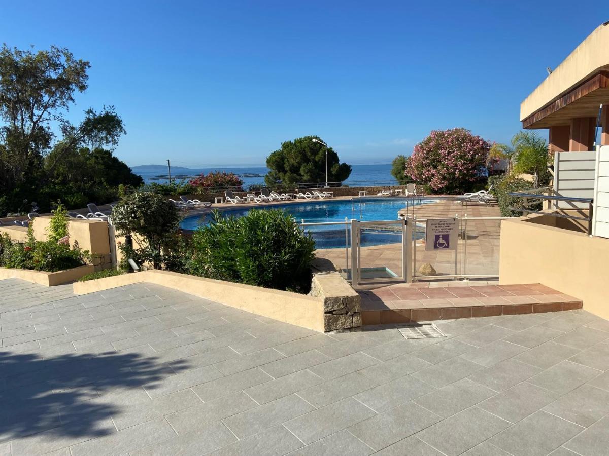 F2 Vue Mer Dans Residence Avec Piscine Аяччо Екстер'єр фото